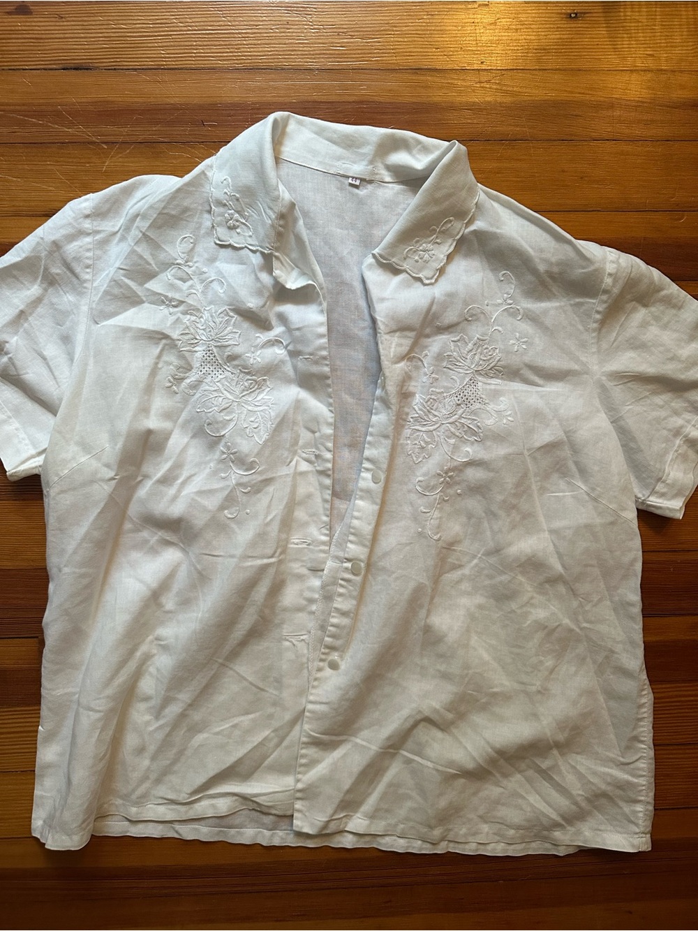 White Embroidered Short-Sleeve Shirt - Classic Linen Look